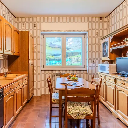 Marta By Interhome *